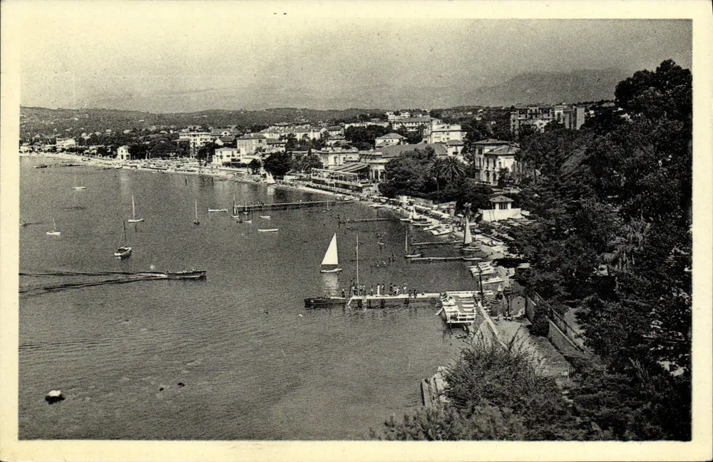Juan-les-Pins — Ansicht vom Hotel „Belle Rives“ — C.M. des Arts Photomécaniques, Paris-Strasbourg - Vorderseite