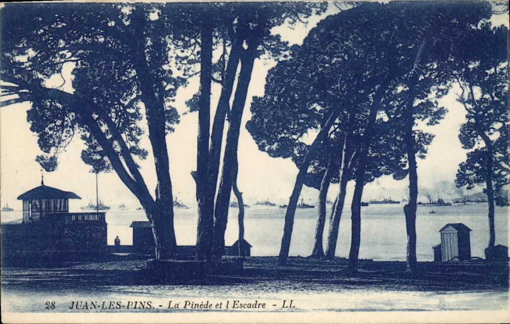 Juan-les-Pins - Die Pinewood und das Escadre - LL - Vorderseite