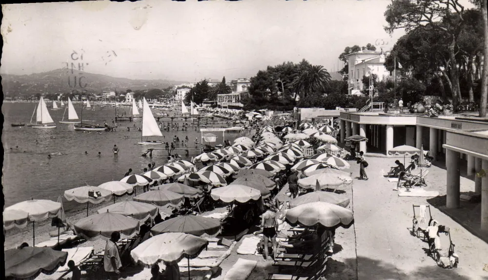 Juan-les-Pins — Ecke der Strand — L. Gilletta & Cie, Verlag - Vorderseite