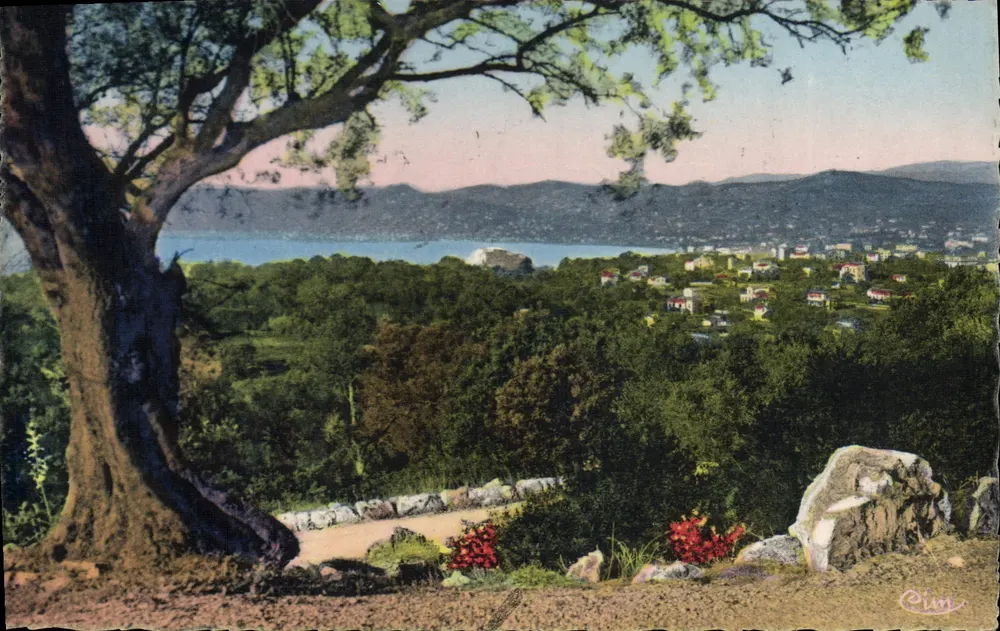 Ansicht von Juan-les-Pins und dem Golf Juan — Verlag Cim, Seriennummer nicht sichtbar - Vorderseite