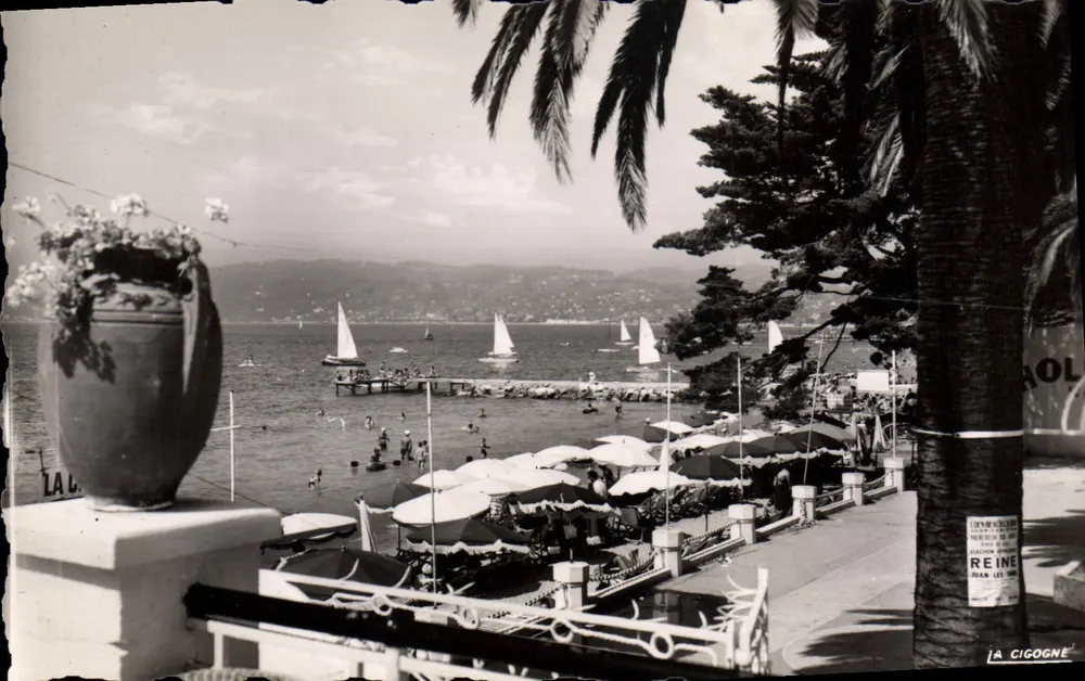 A Cegonha — Juan-les-Pins — editor Monaco André Leconte - Frente
