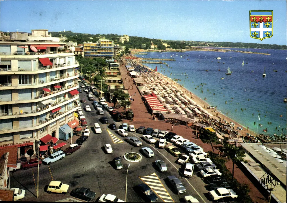 Juan-les-Pins — Rond-Point du Débarcadère und der Strand — Verlag MAR - Vorderseite