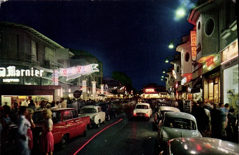 Juan-les-Pins — Noite — Editor não identificado, n° de série 06 - Frente