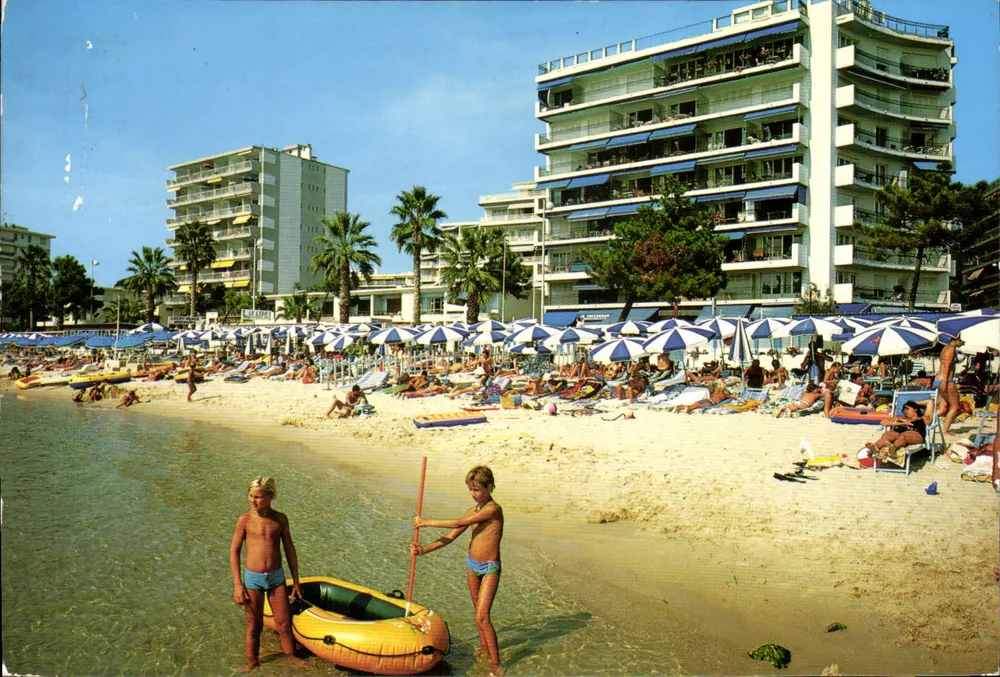 Juan-les-Pins — praia — Edições M.I.R.E. (06.017.003) - Frente