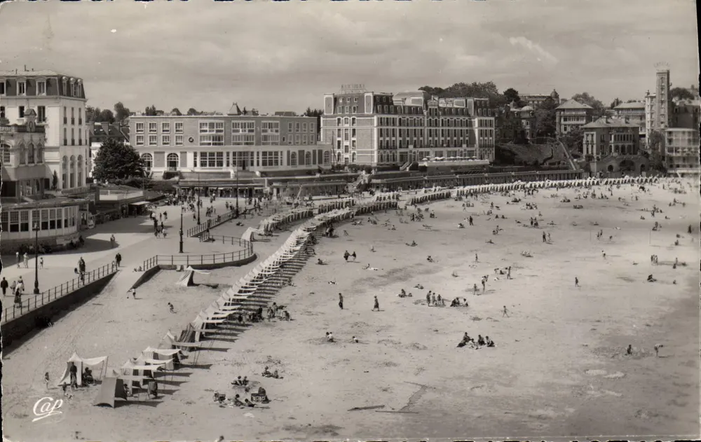 Dinard - Plaża — w kierunku 'Crystal' — Real-Photo n°35220 - Awers