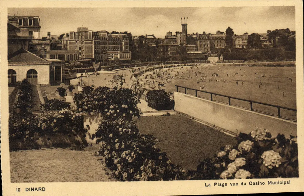 Dinard — Der Strand vom Casino Municipal aus gesehen — Edition Emeraude Photo Dinard, n°10 - Vorderseite