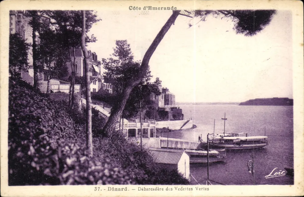 Dinard — Embarcadouro das Vedettes Vertes — Costa da Esmeralda — Loïc - Frente