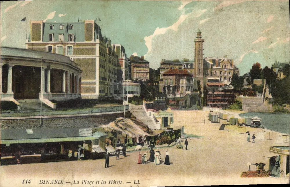 Dinard — A Praia e os Hotéis — LL - Frente