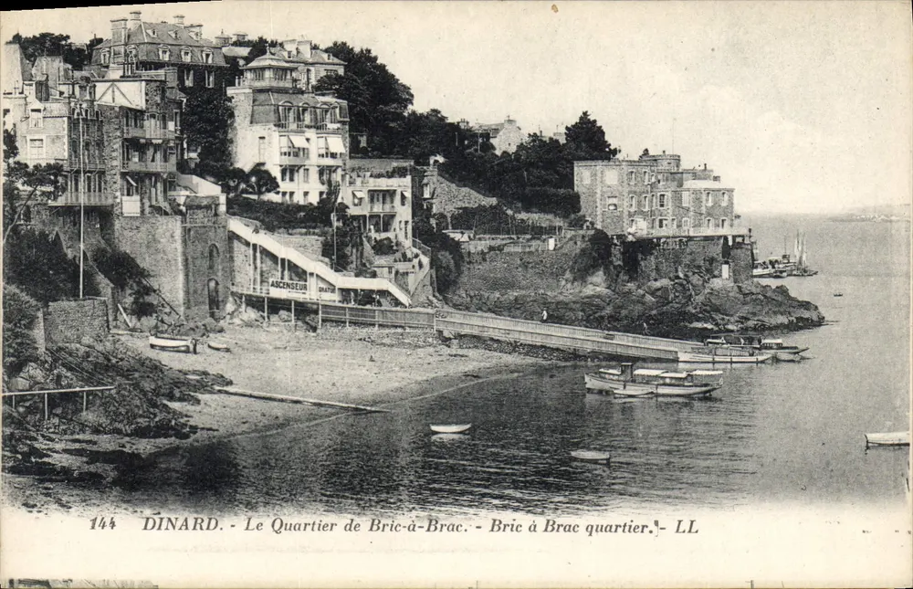 Dinard - O Bairro de Bric-à-Brac — ASCENSEUR GRATUIT — LL - Frente