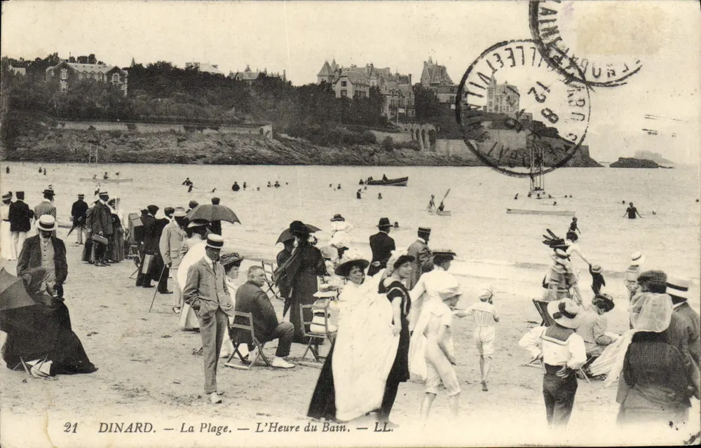 Dinard — De Strand — De Badtijd — LL. — N°21 - Voorkant