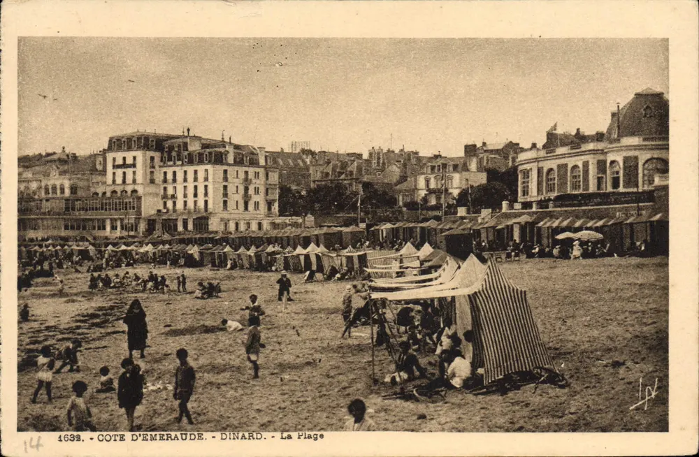 Dinard - A Praia — Costa da Esmeralda — editor L.P. n°1639 - Frente