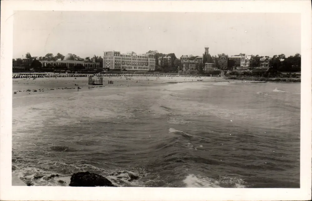 Dinard (Ille-et-Vilaine) — Vista da Praia — Éditions G. Reaute - Frente