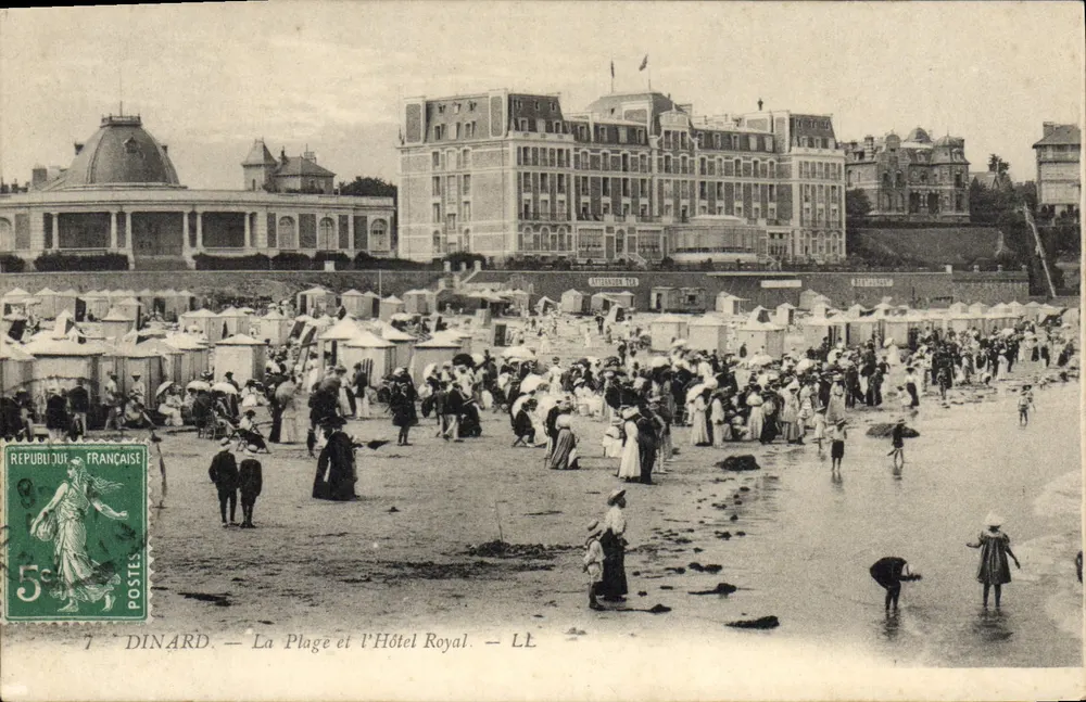Dinard — A Praia e o Hotel Royal — LL - Frente