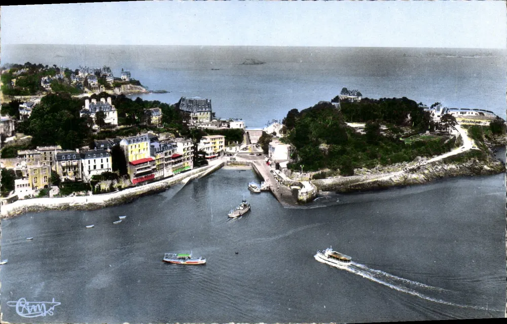 O Pont-Emeraude — As Vedettes — Combier (S.-et-L.) - Frente