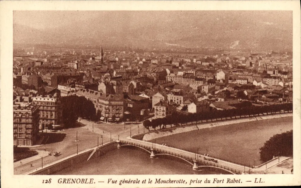 Grenoble — Allgemeine Ansicht und der Moucherotte, aufgenommen vom Fort Rabot — LL. — N° 128 - Vorderseite