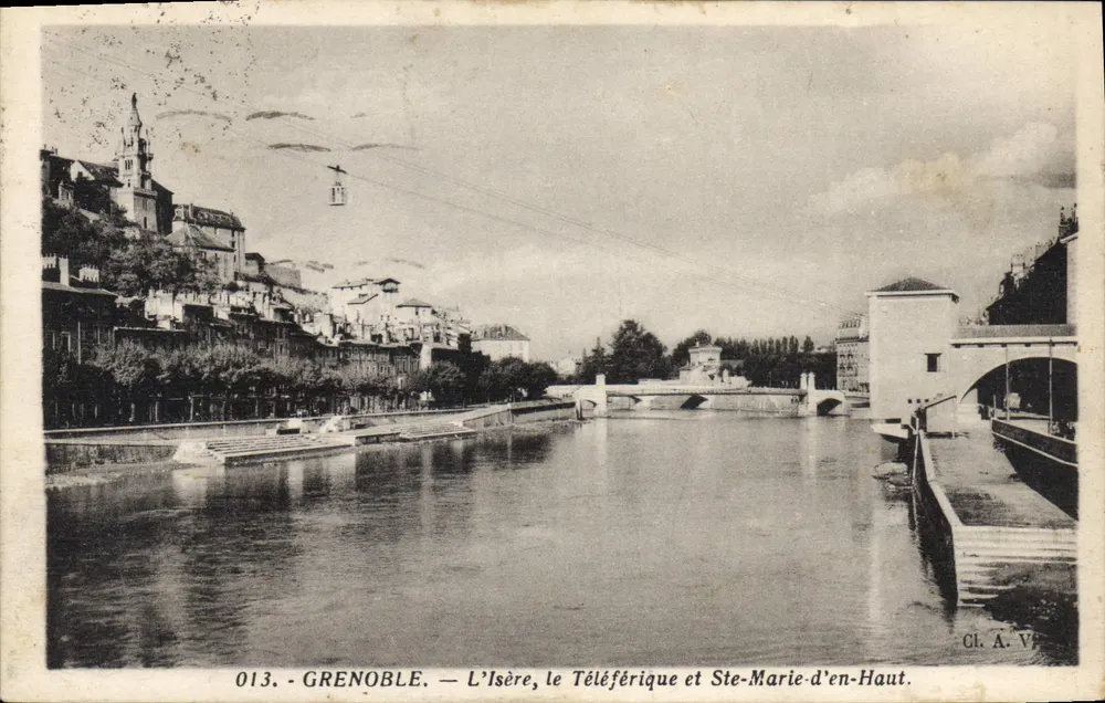 Grenoble — Der Isère-Fluss, der Seilbahn und Ste-Marie-d'en-Haut — Cl. A. V. — Nr. 013 - Vorderseite