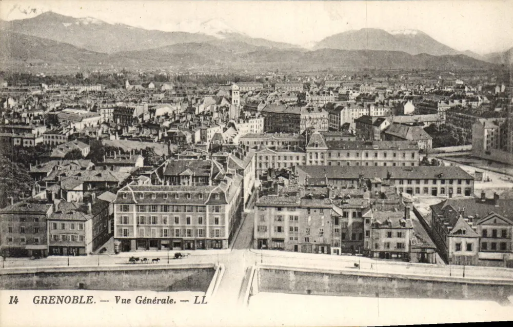 Grenoble — Vista Geral — LL - Frente