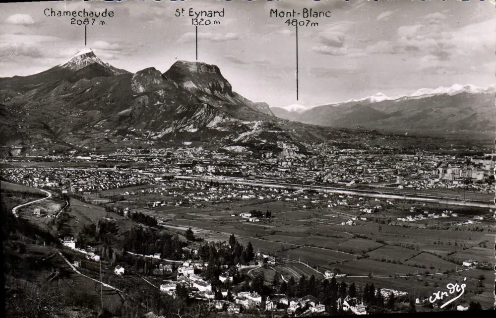 Grenoble — Vista panorâmica — Edição de Arte Grenoble, n°1030 - Frente