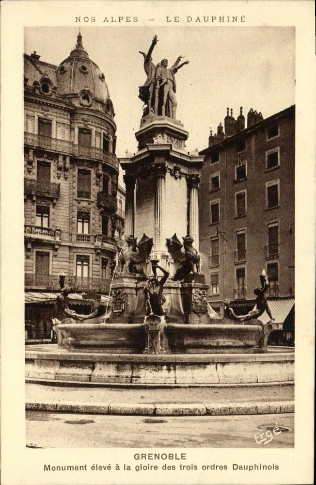Grenoble — Monument errichtet zur Ehre der drei Dauphinois-Orden — Verlag Frégé - Vorderseite