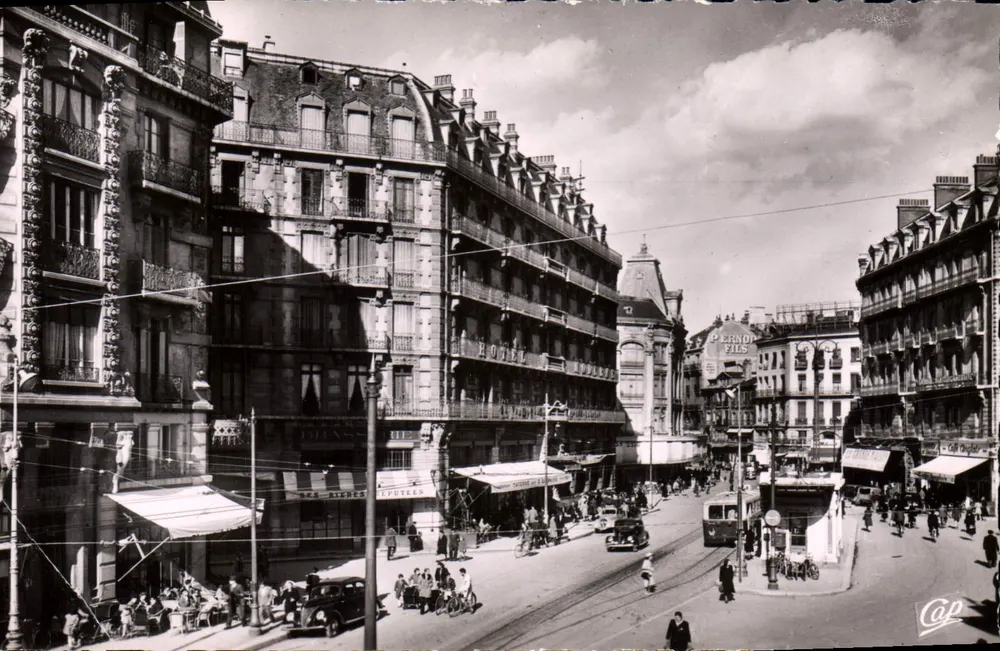 Grenoble - Rue Félix Poulat und Place Grenette — Cie des Arts Photomécaniques, Paris - Vorderseite