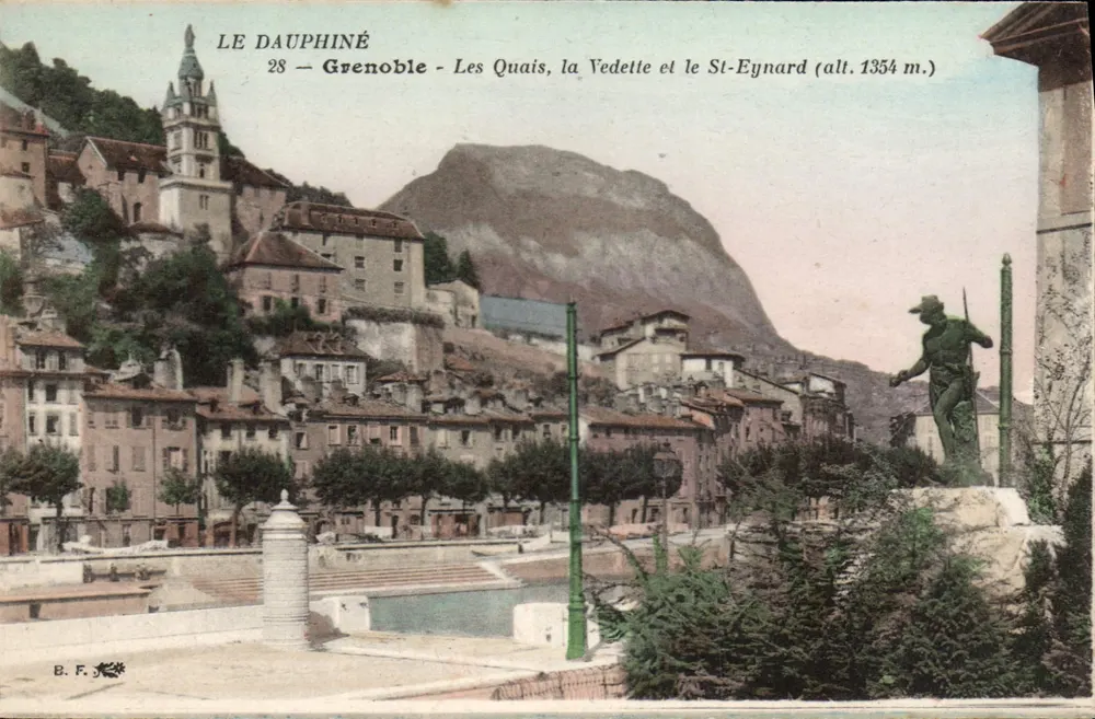 Grenoble - Les Quais, a Vedette e o St-Eynard (alt. 1354 m.) — LE DAUPHINÉ, n°28 — editor B.F. - Frente