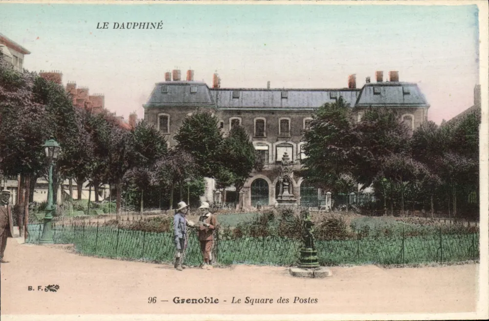 Grenoble - O Square dos Postos — B. F. — n° 96 - Frente