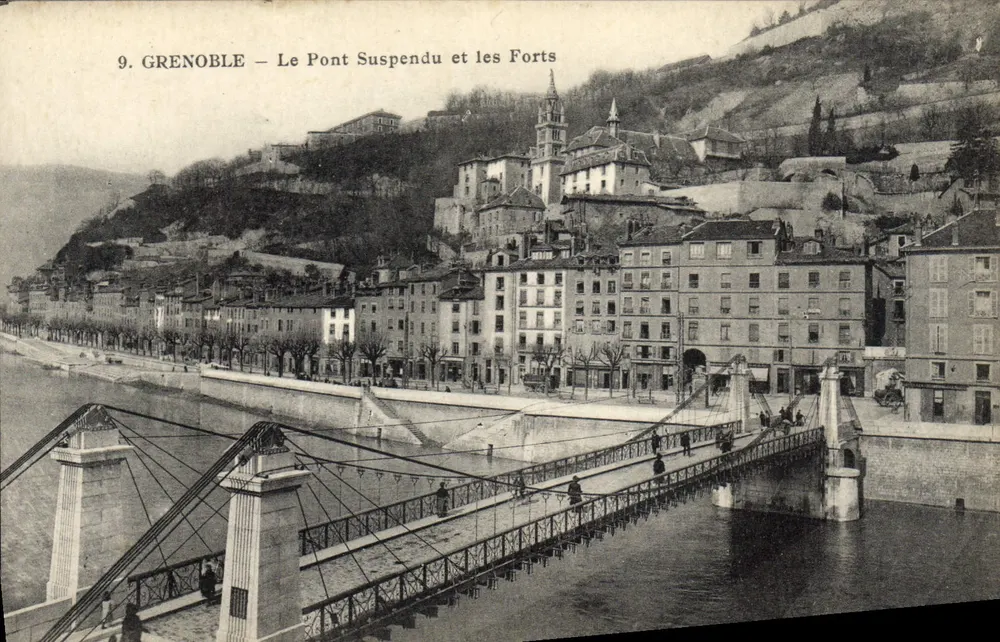 Grenoble — O Ponte Suspensa e os Fortes - Frente