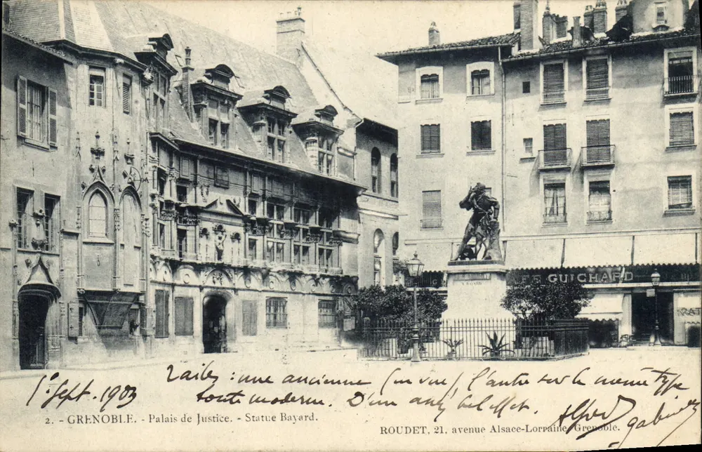 Grenoble — Palast der Gerechtigkeit und Statue Bayard — Roudet, 21 Avenue Alsace-Lorraine - Vorderseite