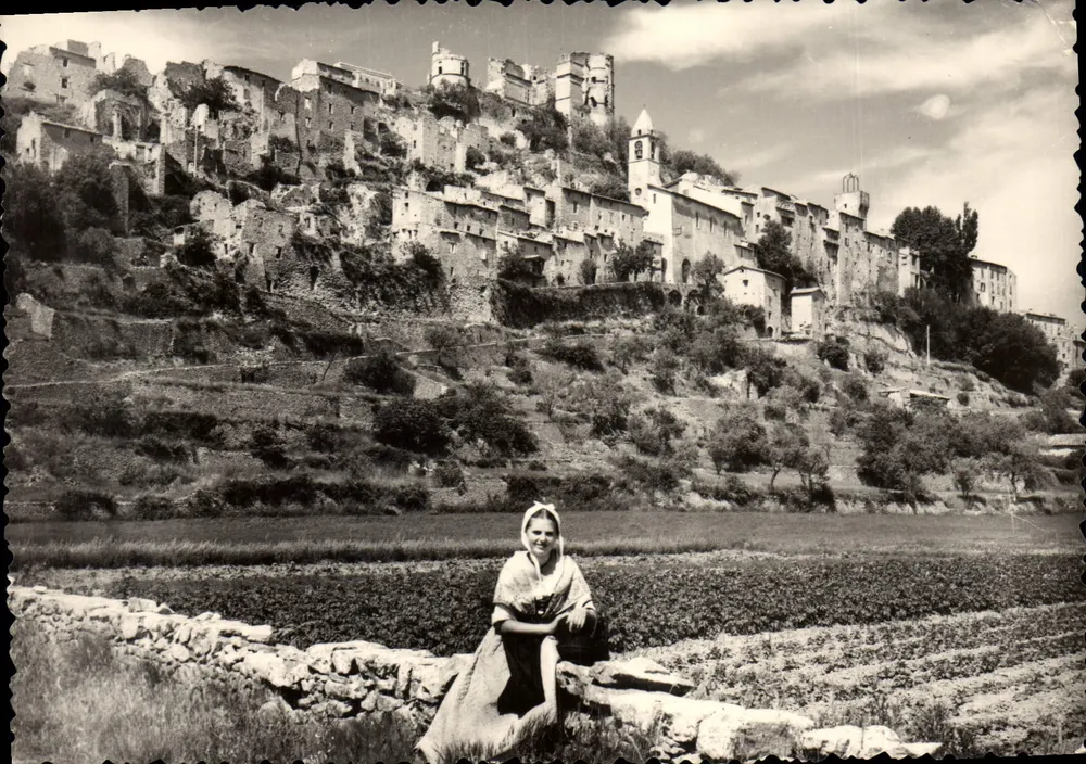 Montbrun-les-Bains — vista geral — ÉDITIONS PHOTOS CAL DE PROVENCE - Frente