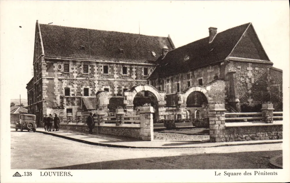 Louviers — O Square dos Penitentes — CPAdeCollection - Frente
