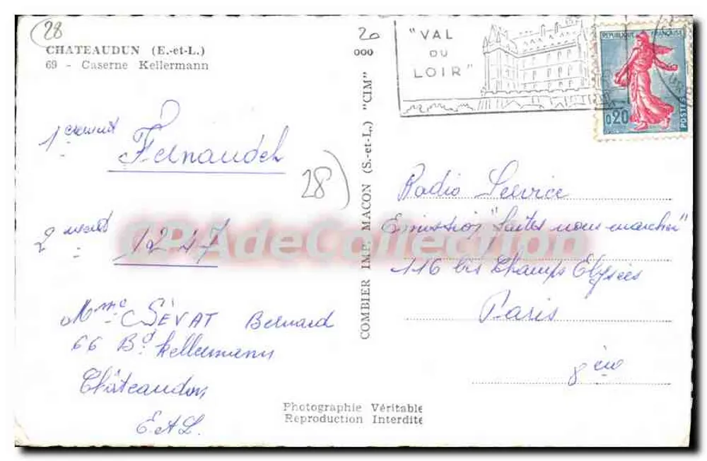 Châteaudun — Casa de Kellermann — Fotografia da rua com carro Citroën 2CV — editor CIM - Verso