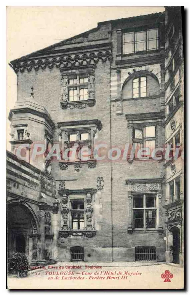 Toulouse — Cour de l'Hôtel de Maynier ou de Lasbordes — Fenêtre Henri III - Frente