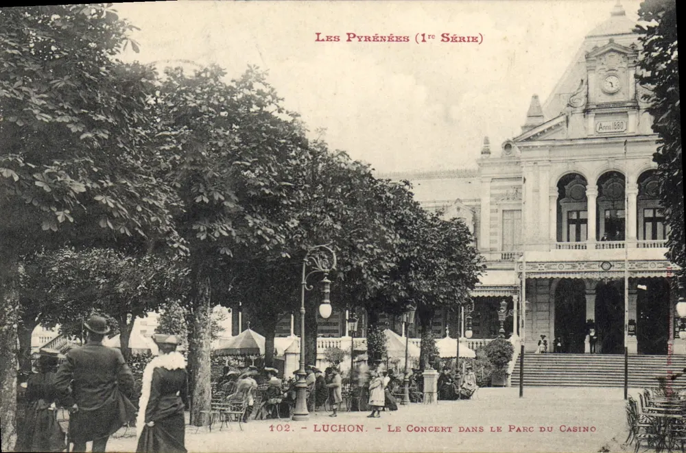 Luchon — Ansicht des Konzerts im Casino-Park — Die Pyrenäen (1. Serie) Nr. 102 - Vorderseite