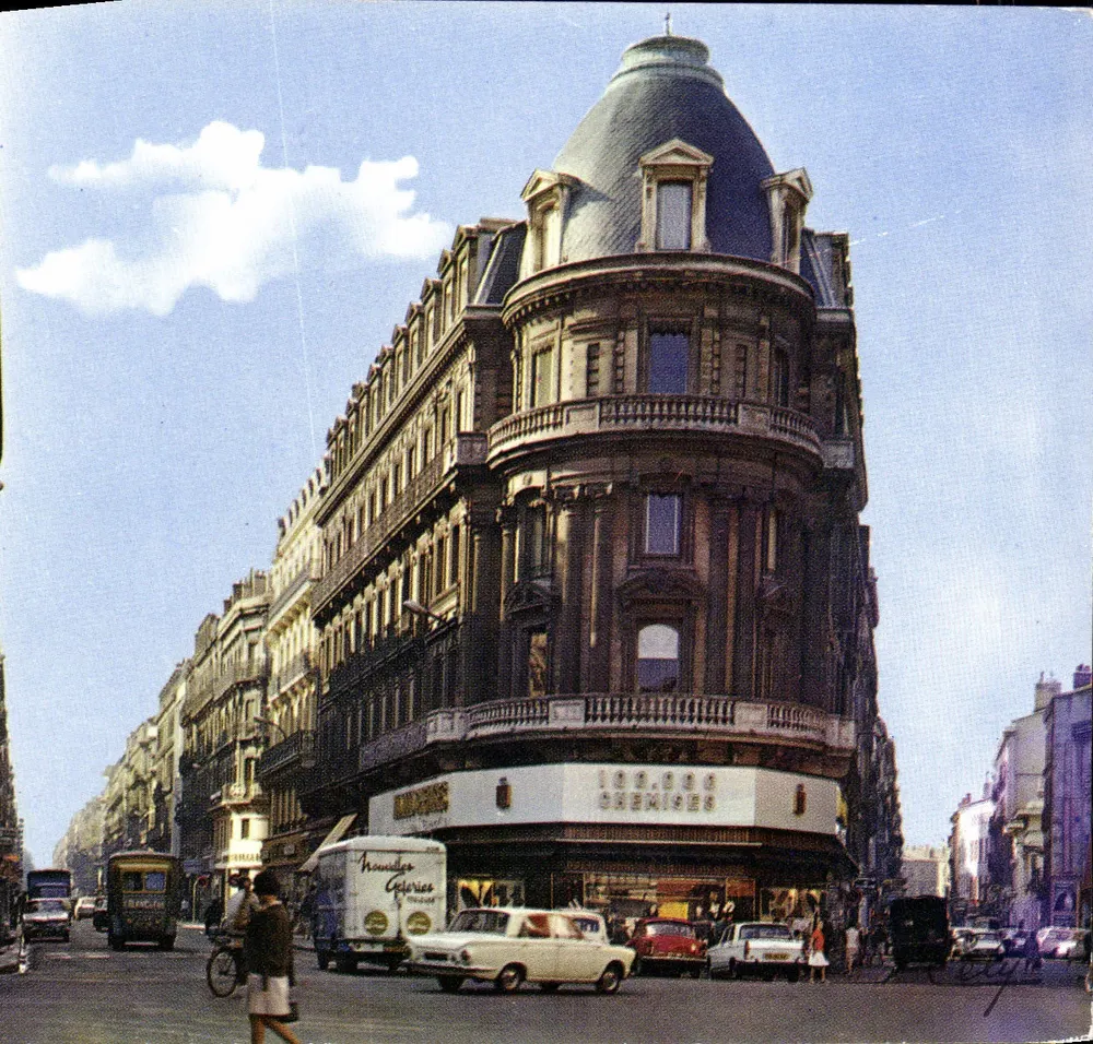 Paris — Avenue de l'Opéra — Gebäude mit Schild 'Moussier Galeries' — Éditions Saint-Alban - Vorderseite