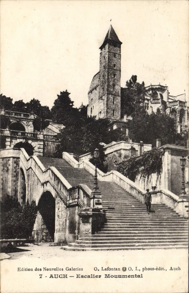 Auch — Escada Monumental — O. Lafontan & O. I., photo-édit., Auch - Frente
