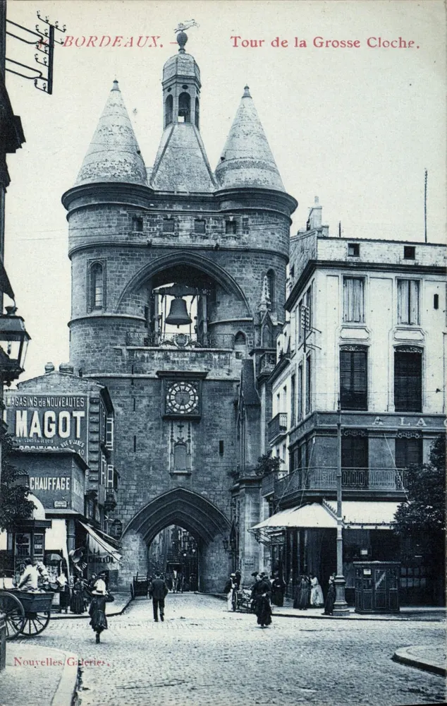 Bordeaux — Torre de la Gran Campana — Nuevas Galerías - Anverso