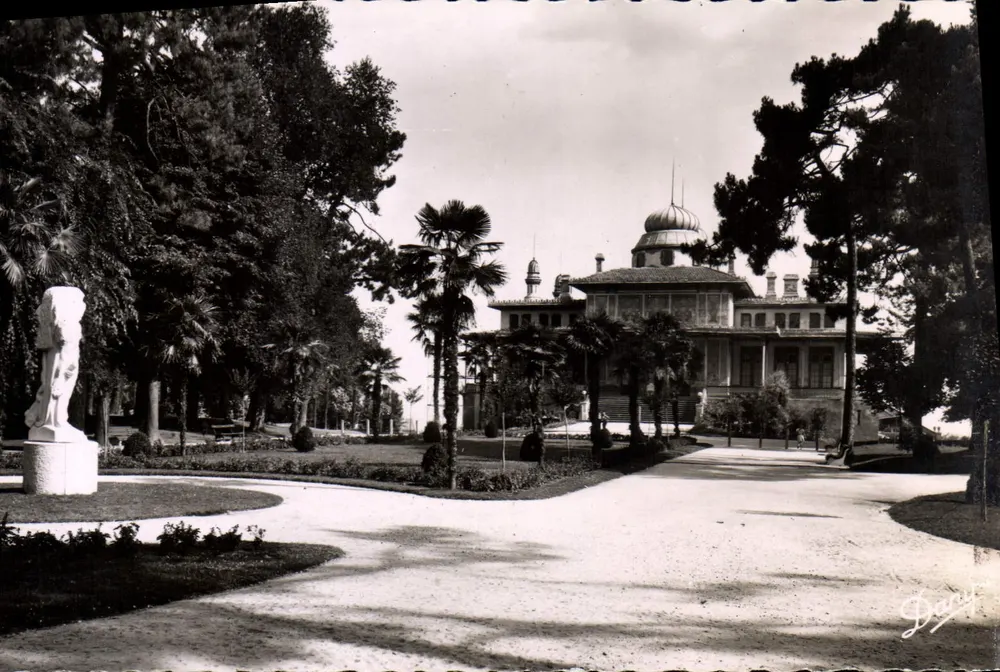 Arcachon — Das Mauresque-Casino und die Gärten — Édit. RENAUD & BUZAUD, Bordeaux - Vorderseite