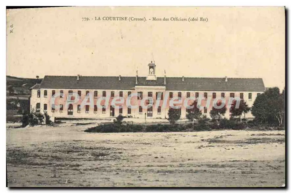 La Courtine (Creuse) - Offiziersmesse (Ostseite) - Vorderseite
