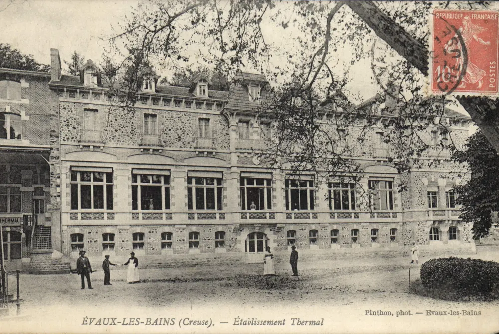 ÉVAUX-LES-BAINS (Creuse) — Établissement Thermal — Pinthon, phot. - Recto