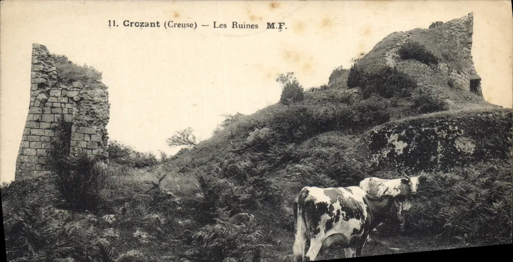 Croissant (Creuse) — As Ruínas M.F. - Frente