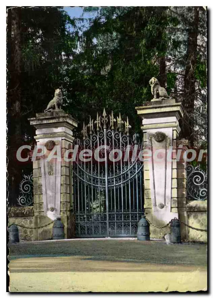 Portal do castelo de la Villeneuve — Vallières (Creuse) — Les Éditions Modernes Théopac - Limoges, n°11.157 - Frente
