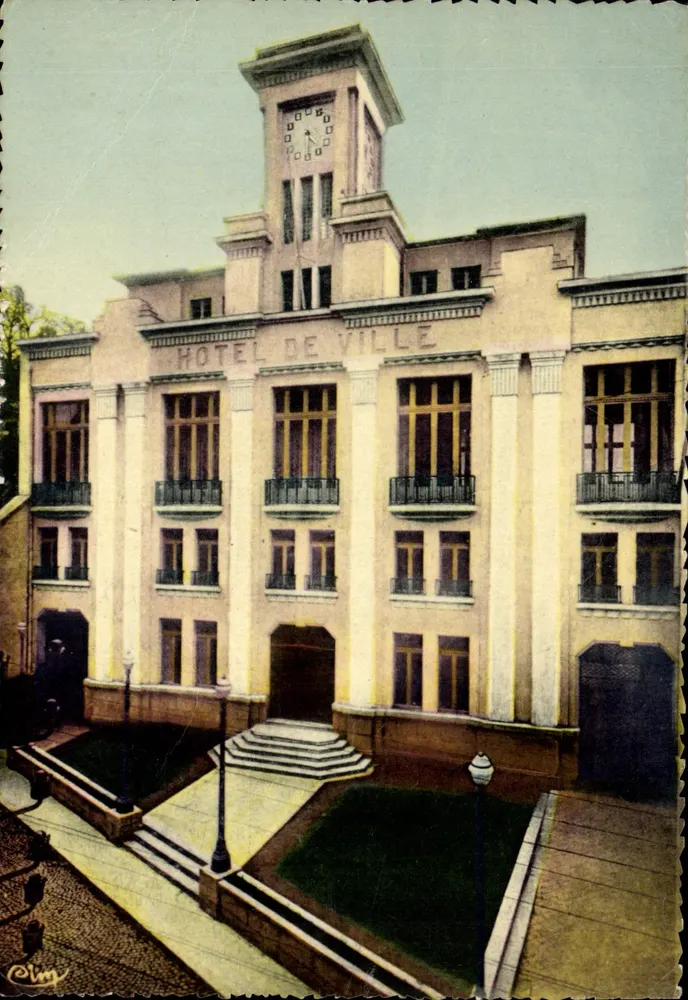 Hôtel de Ville — Aubusson (Creuse) — Col. Roubati, Cambier Imp. 1956 - Frente