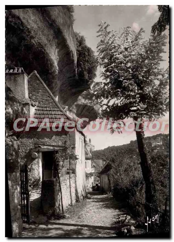 Les Eyzies (Dordogne) — Straße des Mittelalters — Art Editions, Paris - Vorderseite