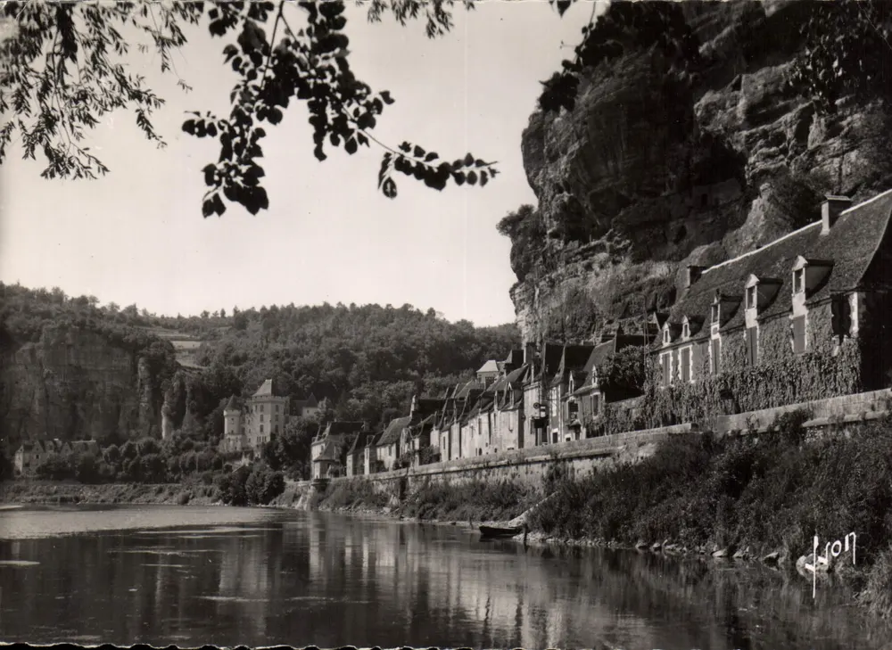 As margens da Dordogne e Castelo de La Malatrie — Laroque-Gageac — Éditions d'Art Française - Frente