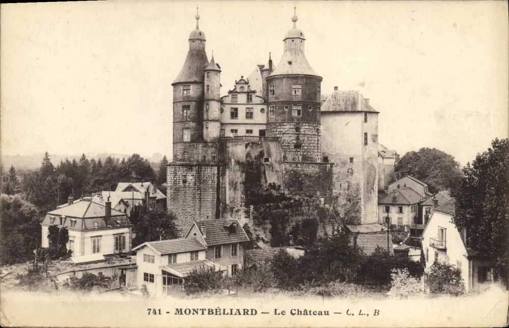 Montbéliard — O Castelo — C. L., B 741 - Frente