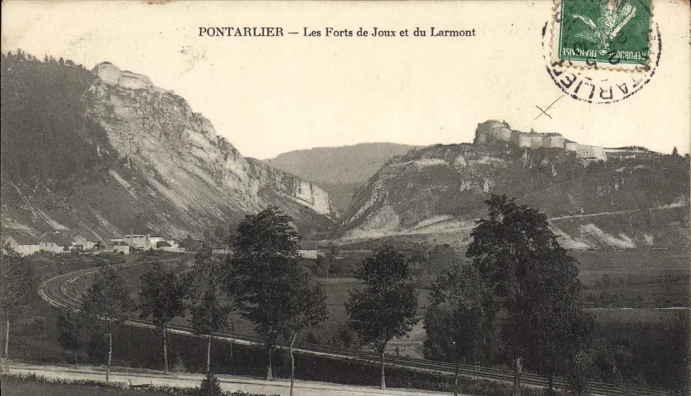 Pontarlier — Les Forts de Joux et du Larmont — Verleger nicht sichtbar - Vorderseite