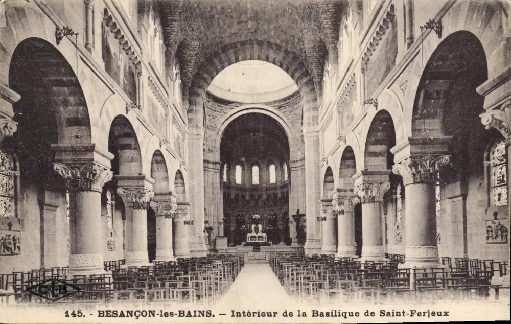 Besançon-les-Bains — Innenansicht der Basilika Saint-Ferjeux — Verlag C.L.P. n°1445 - Vorderseite