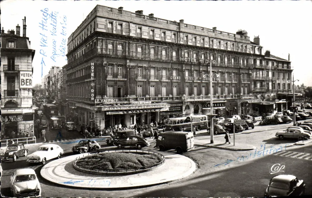 Place de la République - Hôtel de la Valence - Paris — editor Rudi-Photo, n°26 - Frente