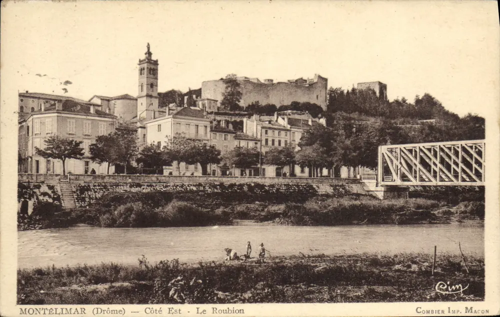Montélimar (Drôme) — Lado Leste — Le Roubion — Combier Imp. Macon - Frente