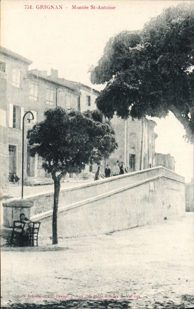 Grignan — Subida de Saint-Antoine — Edição Artística Th. Revon - Frente